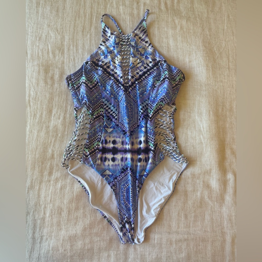 Red Carter Multicolor Geometric One Piece Swimsuit